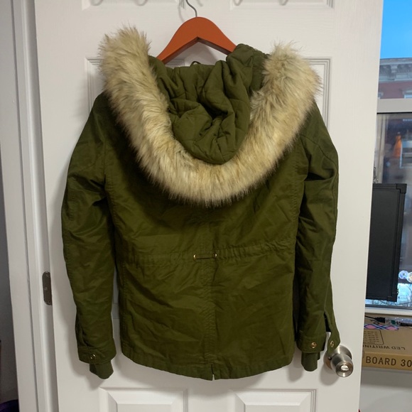 Zara Military Green Jacket w faux fur collar - Picture 2 of 3